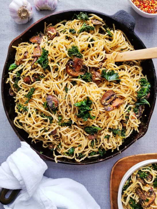 Garlic Crumb Pasta with Seared Mushrooms and Kale