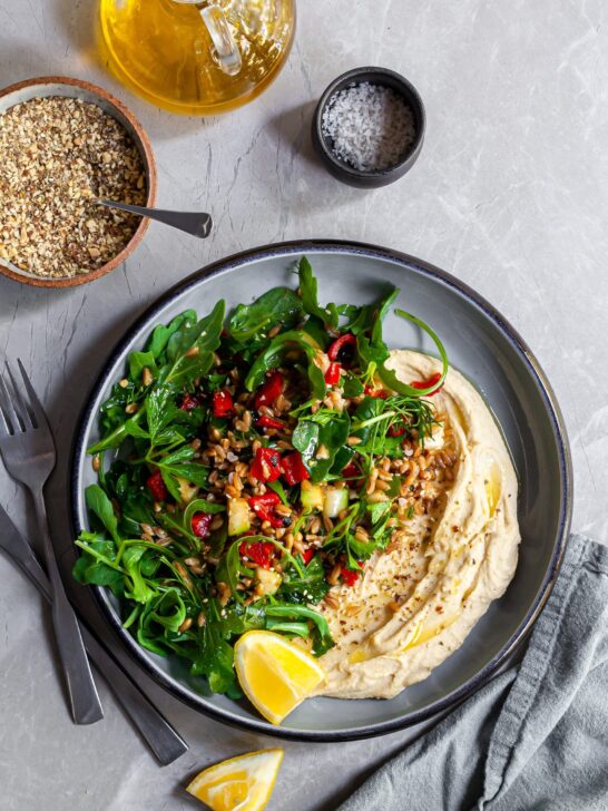 Herby Farro Salad with Grilled Vegetables and Hummus